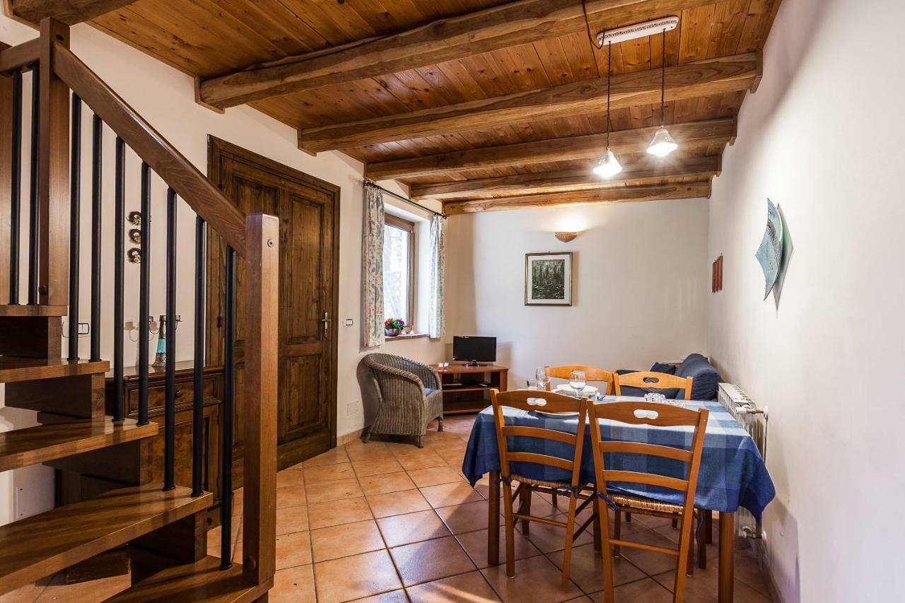 Villa Collebelvedere - Home Restaurant Fara in Sabina Exterior foto